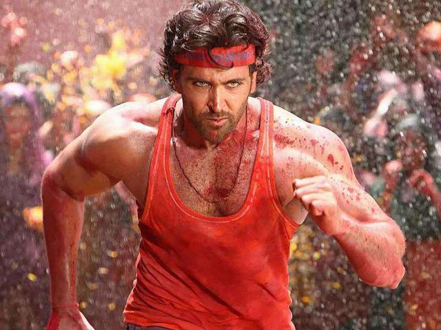 Agneepath-Hrithik-Roshan-has-stepped-into-Amitabh-Bachchan-s-shoes-for-this-remake
