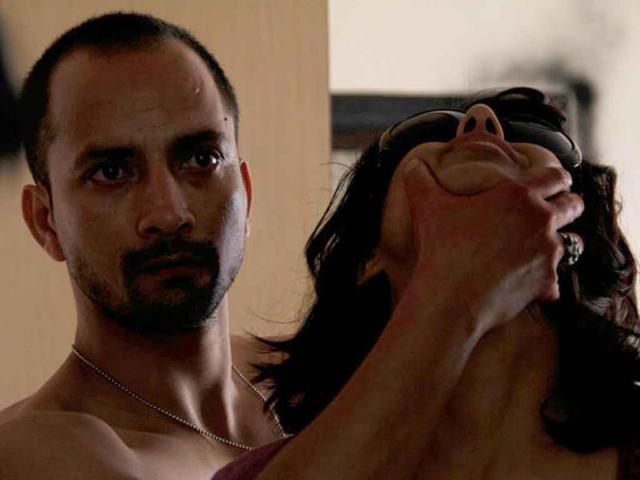The tagline of the film: In the summer of 2008, two lovers killed a man, had sex in front of the body, cut it into pieces, packed it in a shopping bag and disposed it.