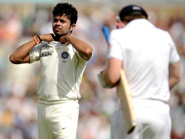 Sreesanth-waits-for-the-arrival-of-England-s-Eoin-Morgan-after-the-dismissal-of-James-Anderson-during-the-fourth-cricket-test-match-at-the-Oval-cricket-ground-in-London