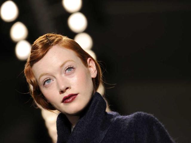 Plum lips have an old-world charm and you can rely on this look for a quietly elegant and classy look.