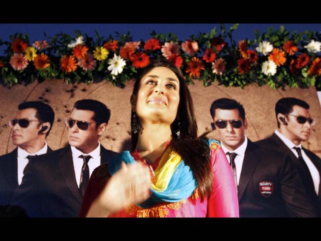 In the background are the pictures of Bollywood actor Salman Khan, the lead male actor of the movie. In the background are the pictures of Bollywood actor Salman Khan, the lead male actor of the movie.