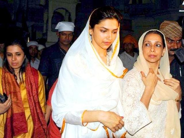 Deepika is seen here with her mom.