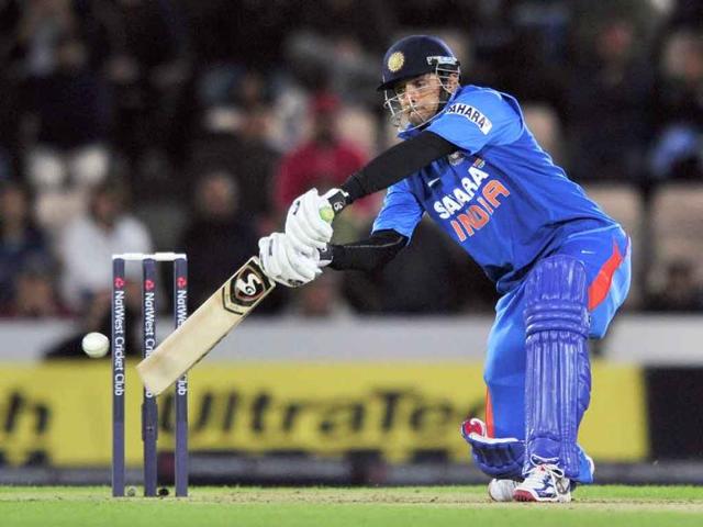 Rahul Dravid bats during the One Day International cricket match between England and India at The Rose Bowl, Southampton.