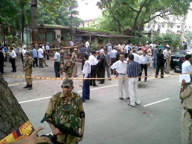 The scene outside gate 5 of Delhi high court after the blast.