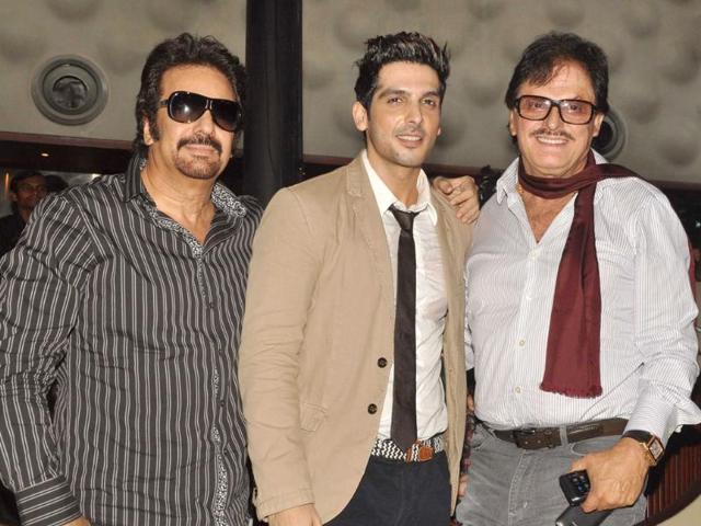 Zayed Khan poses with Akbar Khan and father Sanjay Khan during the music launch ceremony of Love Breakups Zindagi. (AFP)