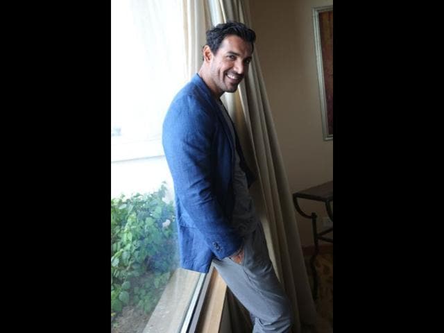 john abraham body in force wallpaper