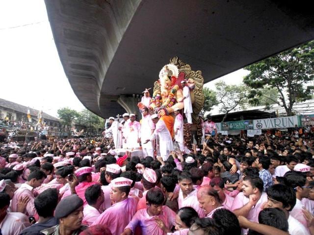 Mumbai's famous Lalbaugcha Raja Ganesh idol on the way to immersion at Girgaum Chowpatty at the end of ten-day long Ganesh festival, in Mumbai.