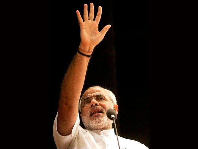 Modi's 3-day 'sadbhavana' fast poised to be grand affair.