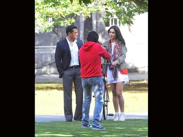 The film is directed by Kabir Khan of the New York, Kabul Express fame.