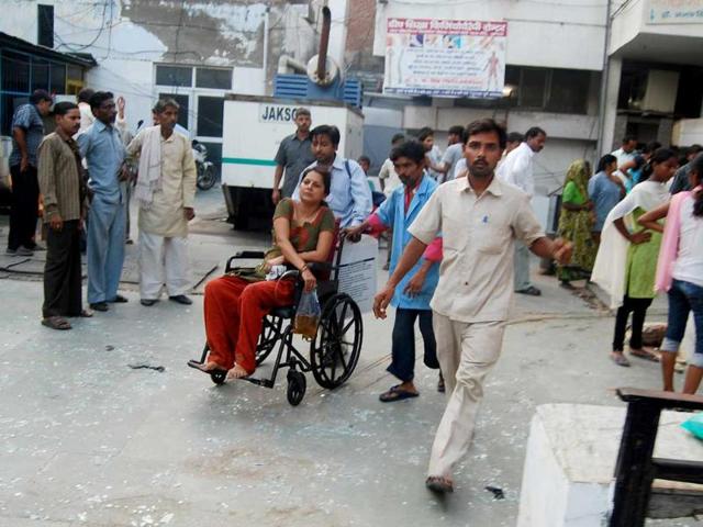 Patients being shifted from Jai hospital after an explosion.