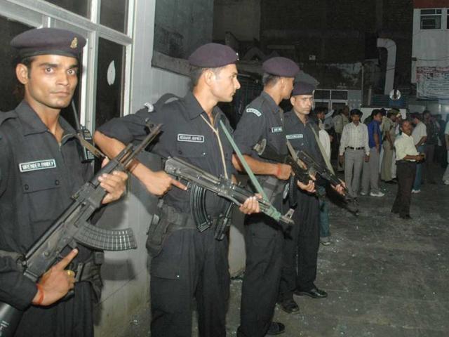 Commandos stand in guard at the site of explosion at Jai Hospital in Agra.