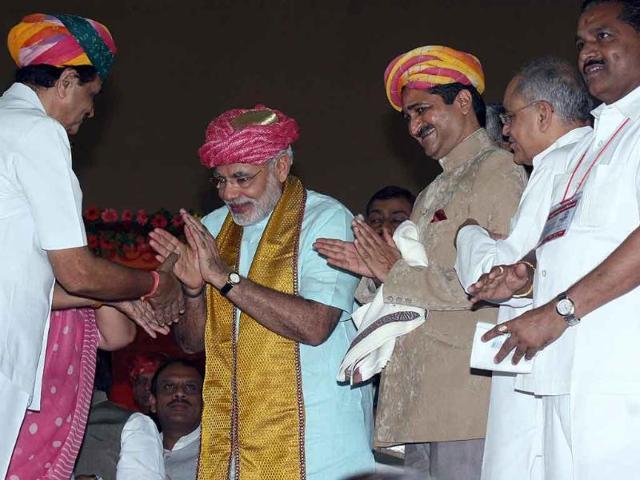 Members of the royal family greet Gujarat chief minister Narendra Modi on the second day of his 72 hour fast at the Gujarat University convention hall in Ahmedabad.