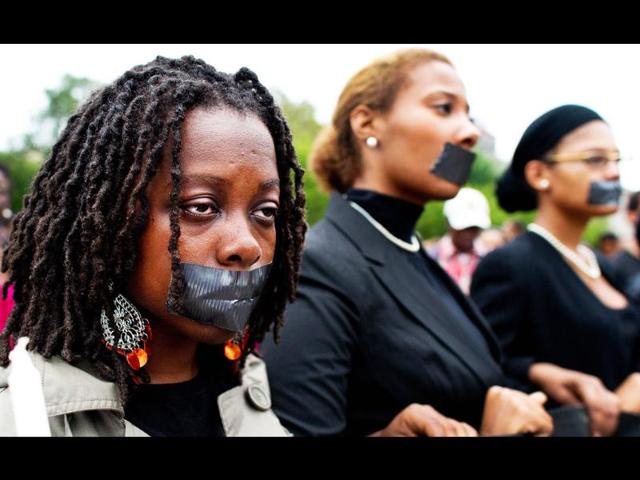 Student protestors from Howard University wait outide the White House in Washington, DC for news on the planned execution of Troy Davis, the Georgia death row inmate whose contention of innocence has drawn global attention.