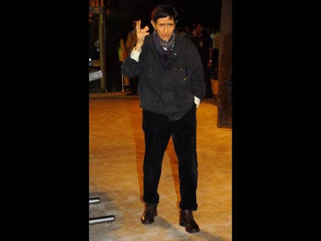 Dev Anand S Cremation On Saturday Hindustan Times Anand was reportedly in london for a medical checkup at the time of his death. dev anand s cremation on saturday