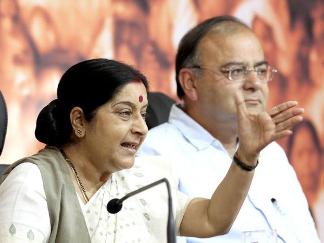 BJP leaders Sushma Swaraj and Arun Jaitley at a press conference in BJP HQ in New Delhi.
