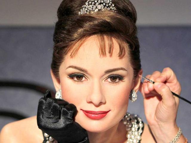 Makeup Tips To Emulate Audrey Hepburn Hindustan Times
