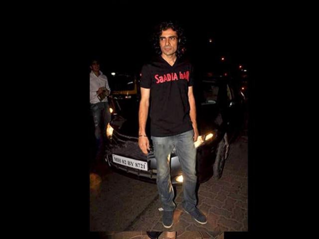 Rockstar director Imtiaz Ali dons a Sadda Haq tee.