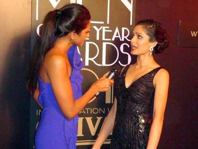 Freida Pinto donned a black sequinned outfit at the awards.