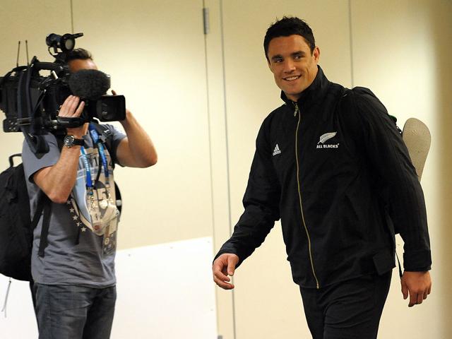 New Zealand's All Blacks fly-half Dan Carter arrives at the hotel in Auckland during the 2011 Rugby World Cup.