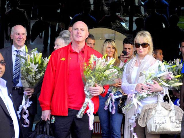 The players will also lead a series of coaching sessions with local youngsters.