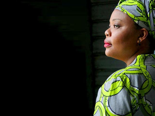 Leymah Gbowee from Liberia mobilized and organised women across ethnic and religious dividing lines to bring an end to the long war in Liberia.