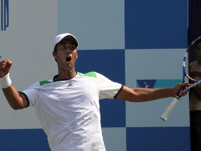 Yuki Bhambri reacts after his win against Vishnu Vardhan during the Fenesta Open National Tennis Championship final match at DLTA in New Delhi. (Photo: Sanjeev Verma/HT)
