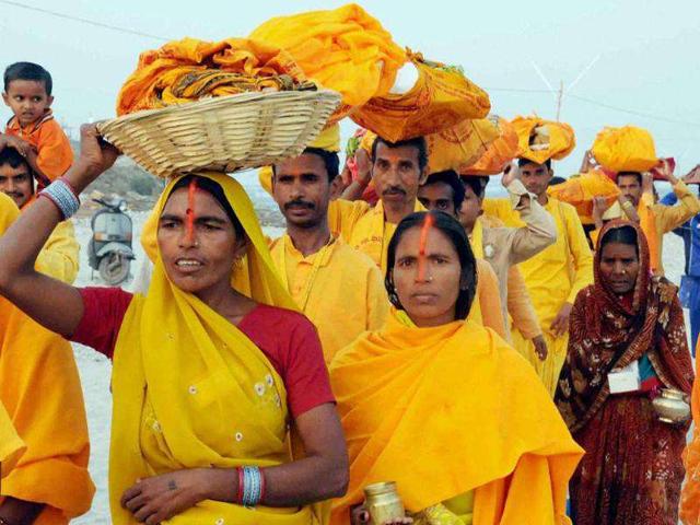 Women devotees perform Chhath puja in Haridwar