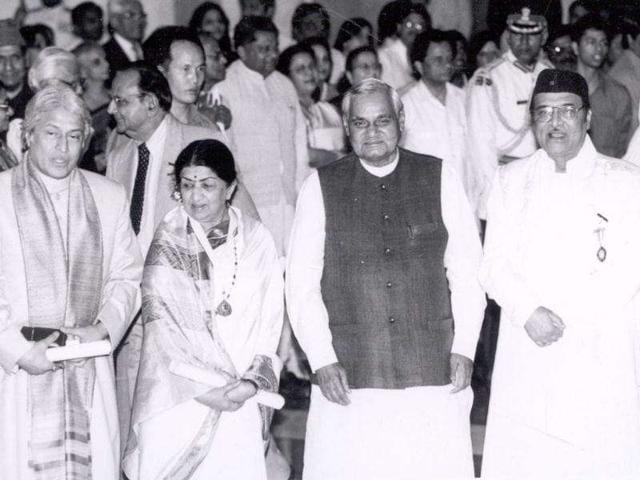 Bhupen Hazarika got President's medal for his films Shakuntala (1960), Pratidhwani (1964) and Lotighoti (1967).