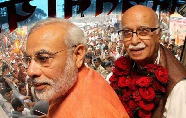 Modi, Advani share stage