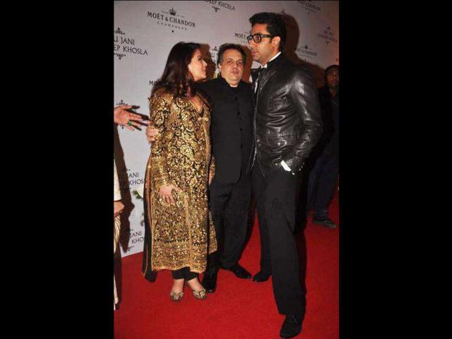 Celebs in the middle of a conversation.