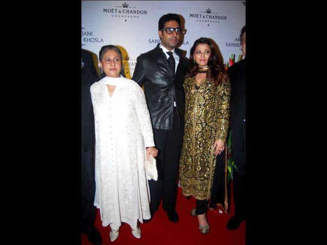 Jaya Bachchan with the couple.