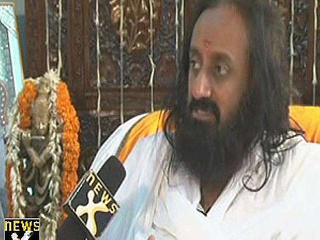 Sri Sri hits back at Cong