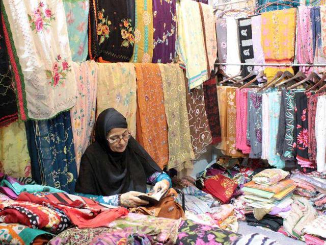 Pakistan pavilion of the 31st India International Trade Fair (ITTF) at Pragati Maidan in New Delhi. The 2-week trade fair attracts a lot of visitors annually. HT Photo by Sunil Saxena.