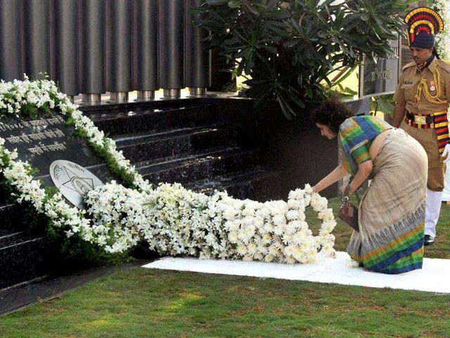 Kavita Karkare, Smita Salaskar and Manasi Shinde pay tributes to the victims of 26/11 Mumbai terror attacks its 3rd anniversary in Mumbai.
