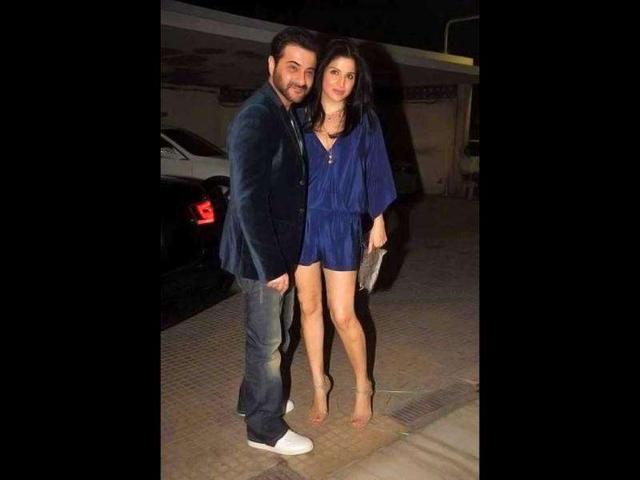 Sanjay Kapoor along with wife Maheep arrives.