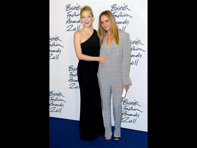 Celeb kids: Goldie Hawn's daughter Kate Hudson poses with Paul McCartney's daughter Stella McCartney. (AP)