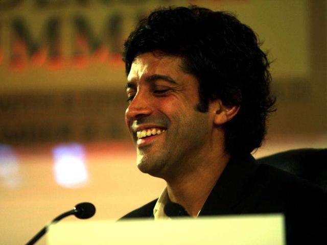 Bollywood actor and director Farhan Akhtar smiles during conversation with Vir Sanghvi at HT Leadership Summit 2011. (HT Photo/Subhendu Ghosh)