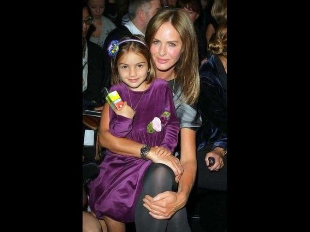 Trinny-Woodall-39-underwent-nine-rounds-of-IVF-and-several-miscarriages-before-having-her-daughter-Lyla-in-2003