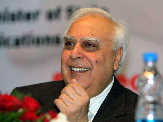 Union minister of communications and information technology Kapil Sibal in a press conference in New Delhi on Monday. HT Photo: Sunil Saxena