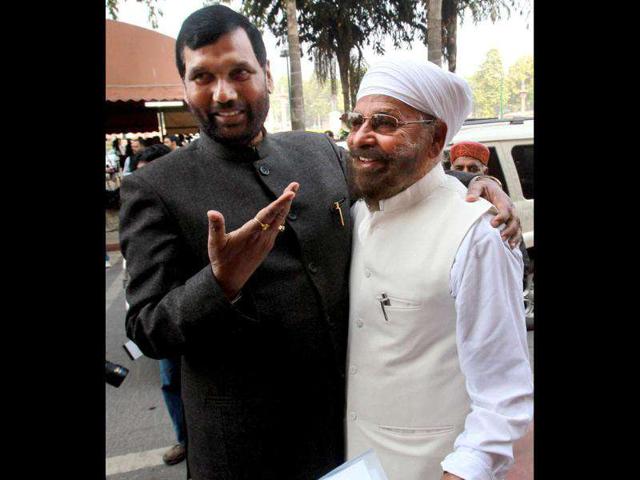 Lok Janshakti Party president Ram Vilas Paswan with MP and former speaker of Jharkhand assembly Inder Singh Namdhari at Parliament House in New Delhi. PTI/Manvender Vashist