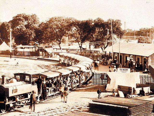 The Tis Hazari Railway Station, 1911: This rail line anticipated the Metro, being one of several small stations built to link the venue of the 1911-1912 Coronation Durbar, extending from Kashmiri Gate to Azadpur. Courtesy: Bates and Hindmarch, Private Collection