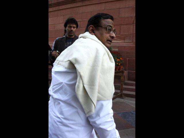 Home minister, P Chidambaram, arrives to attend the winter session at Parliament House in New Delhi. (HT Photo/Sonu Mehta)