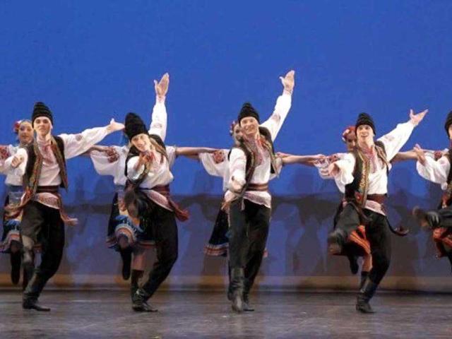 Dancers of the Igor Moiseyev (Moisseiev) Russian ballet, who is celebrating his 75th birthday, perform on stage at the Palais des Congres in Paris. AFP/Francois Guillot