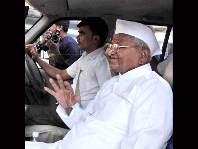 Anti-corruption activist Anna Hazare leaves for Mumbai for his three-day fast and Jail Bharo agitation for Jan Lokpal Bill from Ralegan Siddhi in Ahmednagar. PTI Photo
