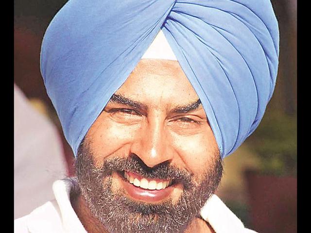 SAD-candidate-and-former-India-hockey-captain-Pargat-Singh-greets-voters-while-campaigning-in-Jalandhar-Cantonment-constituency-Sikander-Singh-Chopra-HT