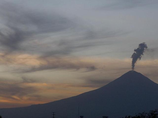 Steam rises from Mexico's volcano Popocatepetl in Puebla. The volcano is located 125 km (78 miles) east of Mexico City. Reuters photo/Imelda Medina