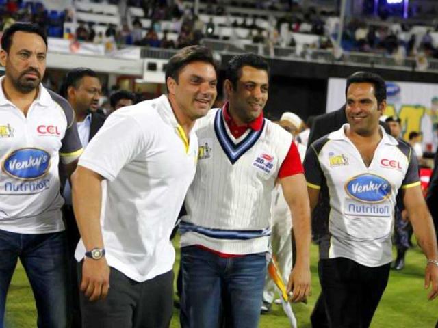 Salman with Sohail and others.