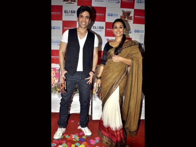 Vidya Balan looks elegant in a saree.