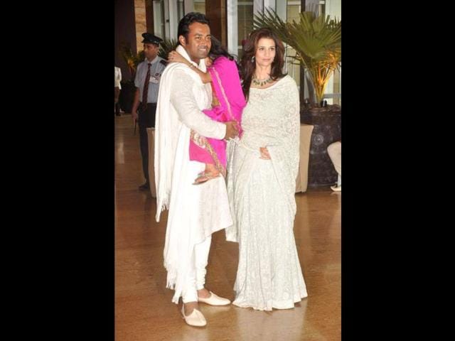 Leander-Paes-with-live-in-parter-Rhea-Pillai-at-Riteish-Genelia-s-wedding Leander-Paes-with-live-in-parter-Rhea-Pillai-at-Riteish-Genelia-s-wedding