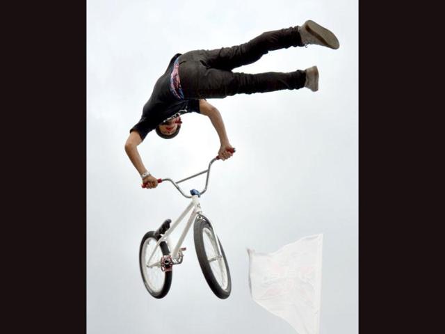 Daniel Sandoval of Costa Rica performs during the Extreme Sports International Festival, in La Guacima, Alajuela, 25 Km west of the capital San Jose, Costa Rica. AFP PHOTO/Ezequiel BECERRA